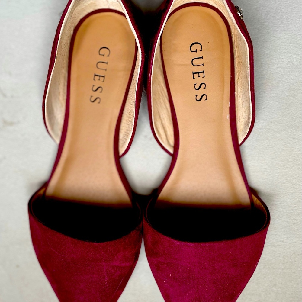Guess burgundy flats - Picture 2 of 2
